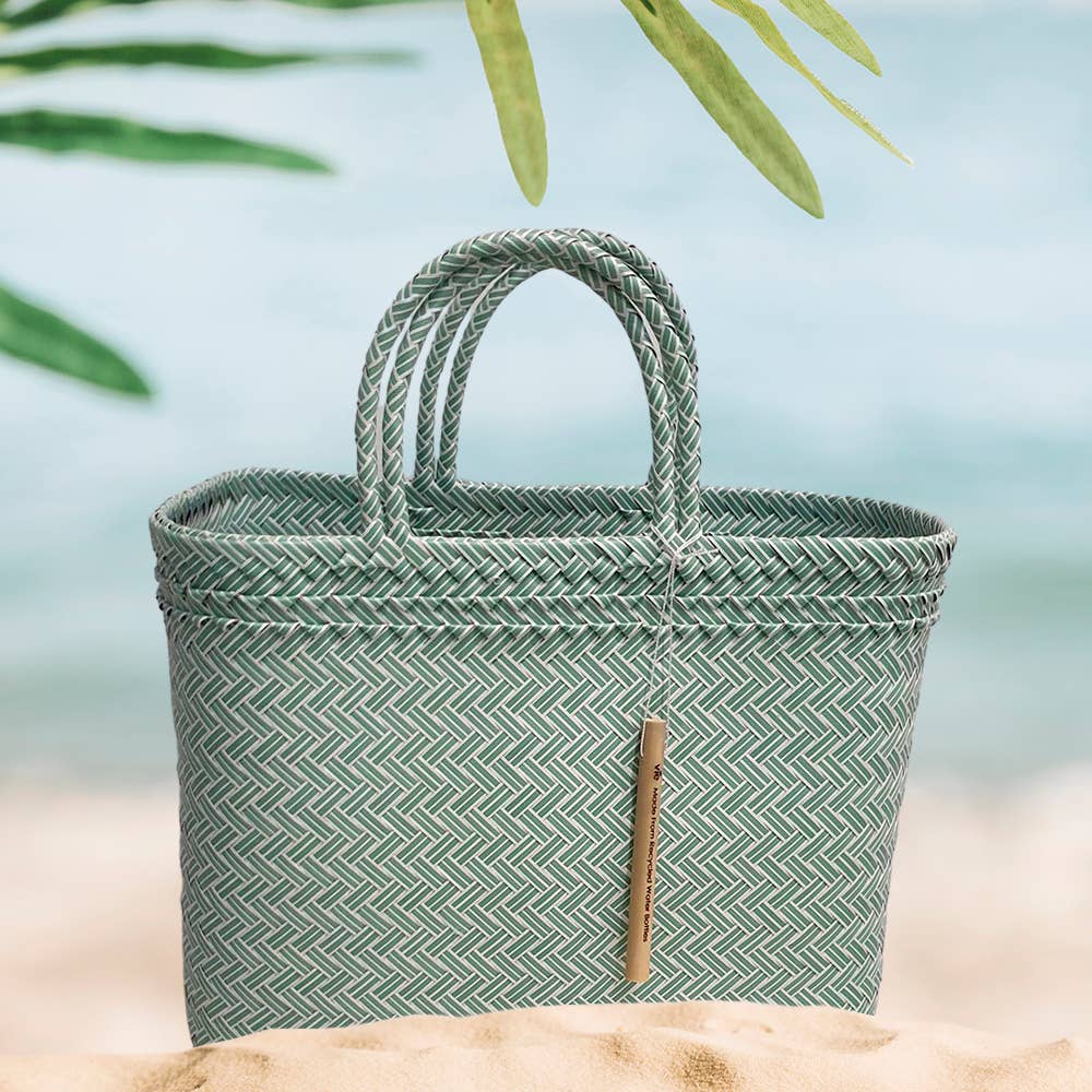 Recycled Plastic Woven Beach/Tote Bag: Maroon / Large
