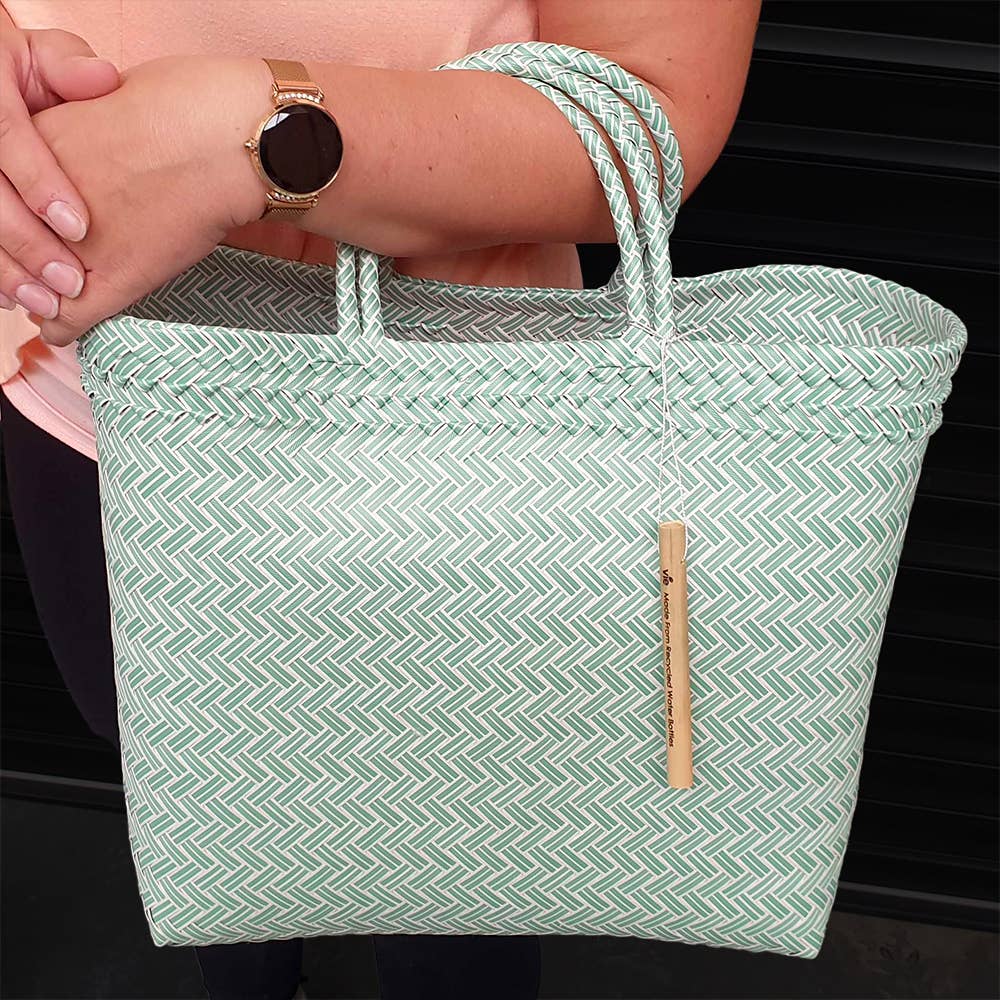 Recycled Plastic Woven Beach/Tote Bag: Pink / Large