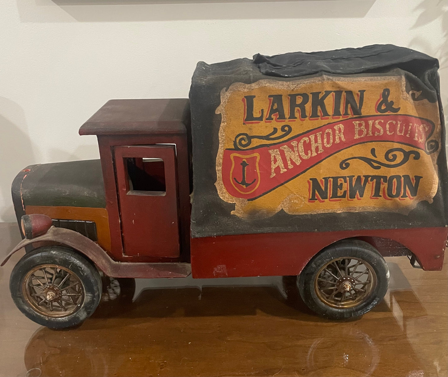 1920s Larkin &Newton Anchor Biscuit Truck