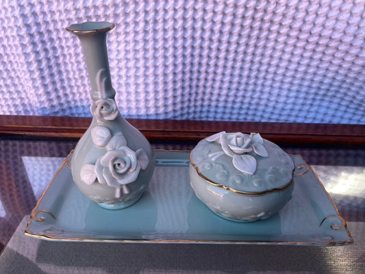 United China & Glass Company 3 Piece Vanity Set