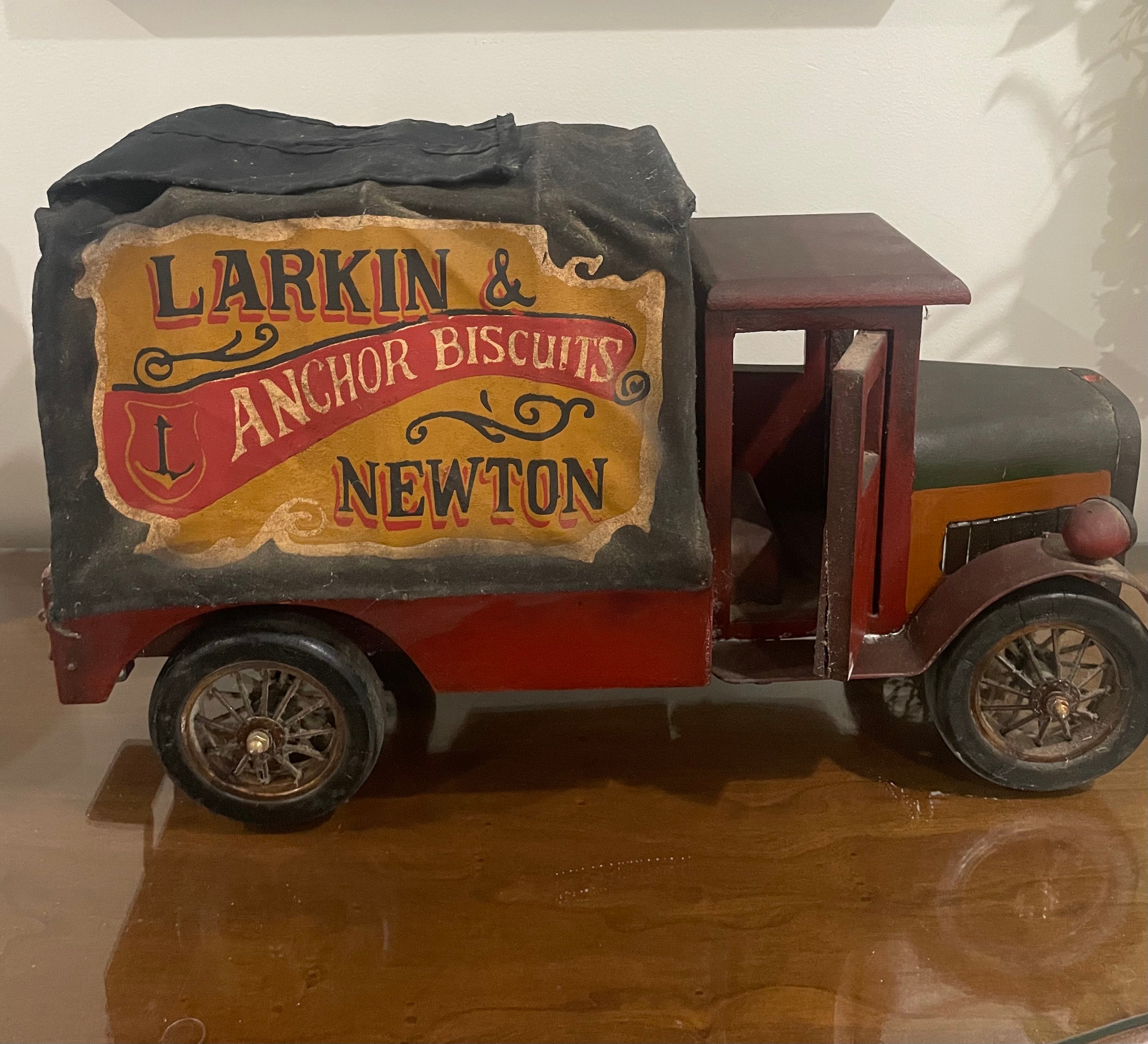 アンティーク 木製 トラック Larkin & Anchor Biscuits 1920s Larkin &Newton Anchor Biscuit Truck – Kristy At The Shore