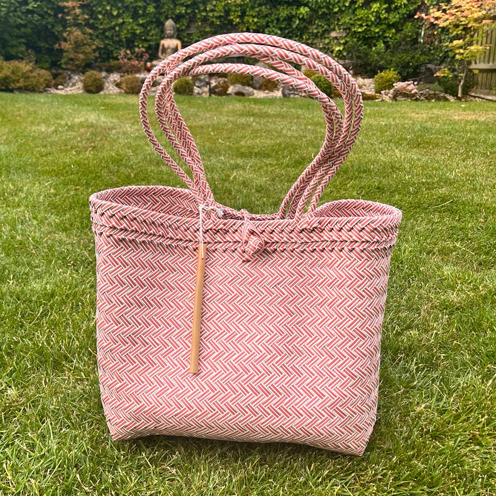 Recycled Plastic Woven Beach/Tote Long Strapped Bag: Pink